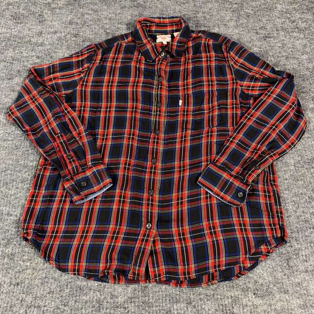 Levis Shirt Womens Medium Black Red Blue Plaid Boyfriend Fit Button Up Outdoors